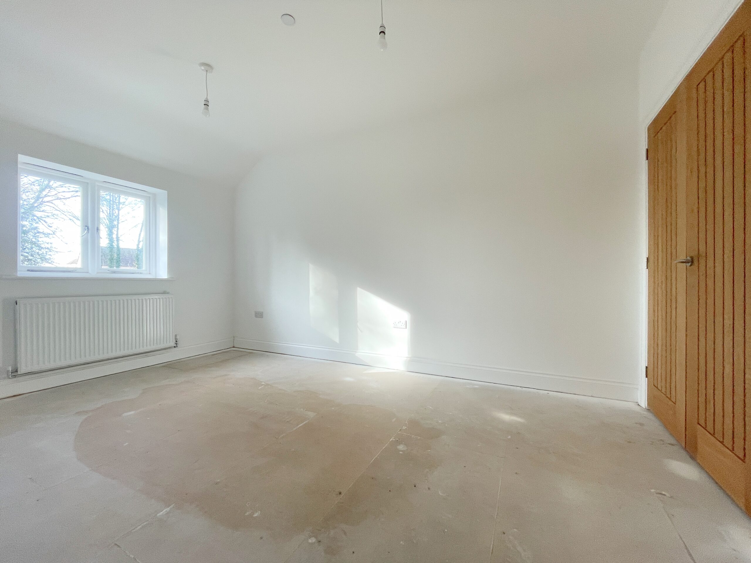 2 and 3 Spread Eagle Mews bed