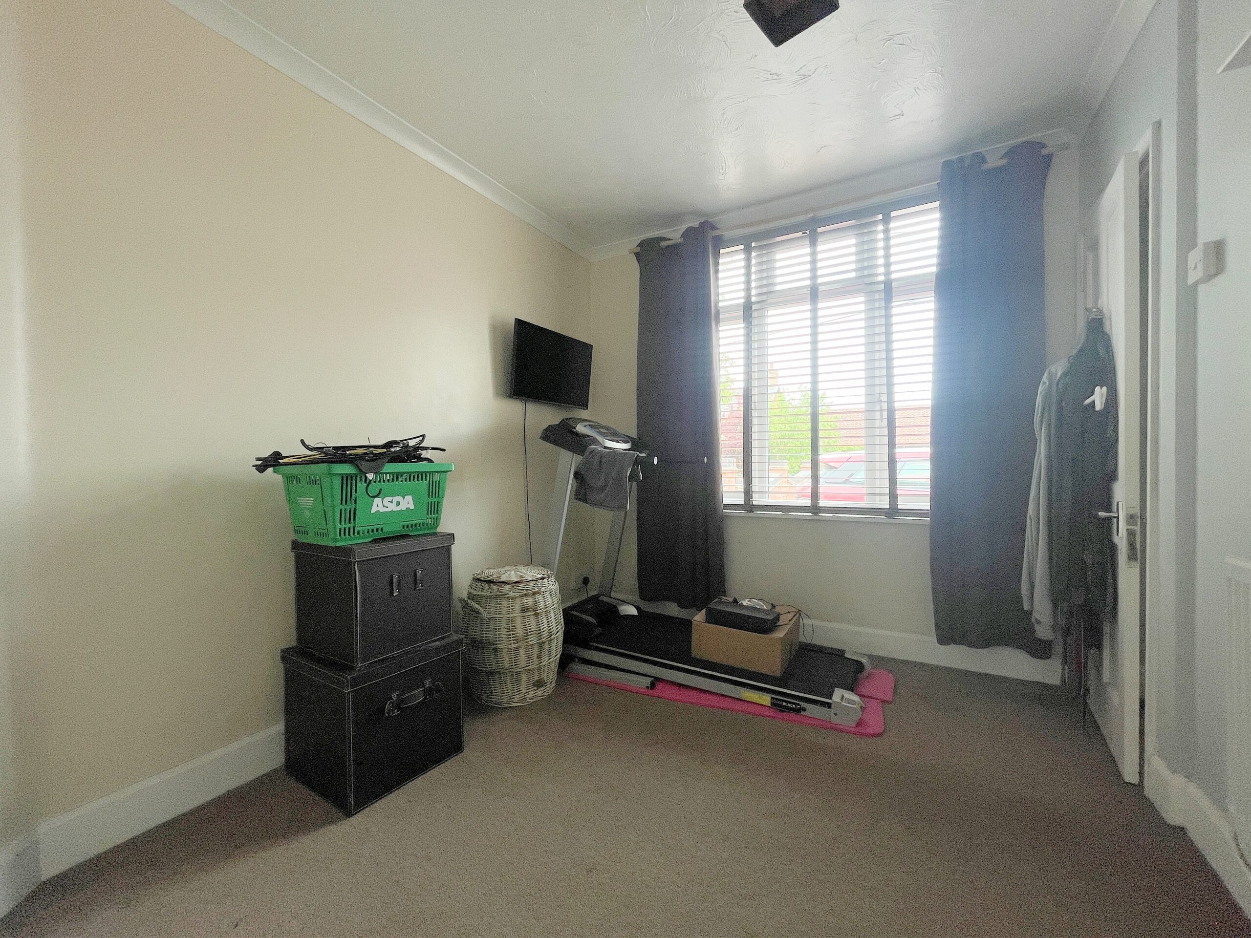 77 Brook Road bed3