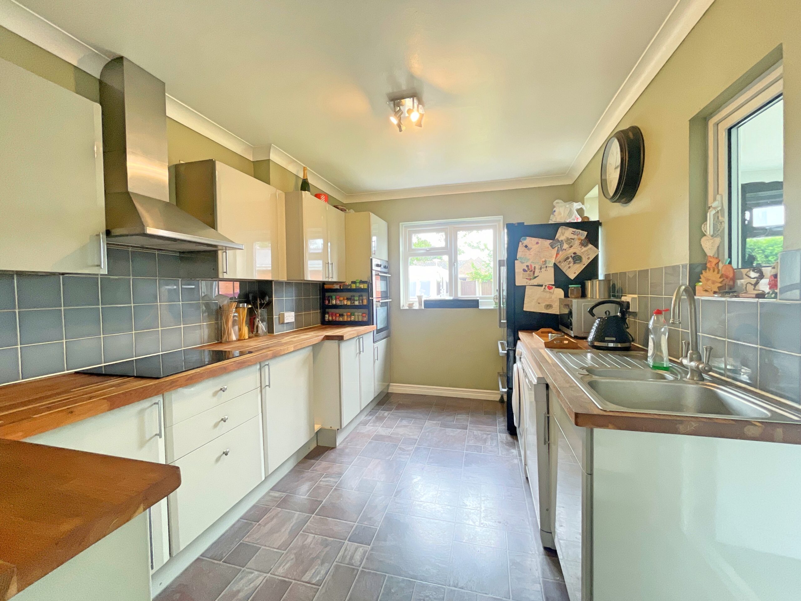 77 Brook Road k