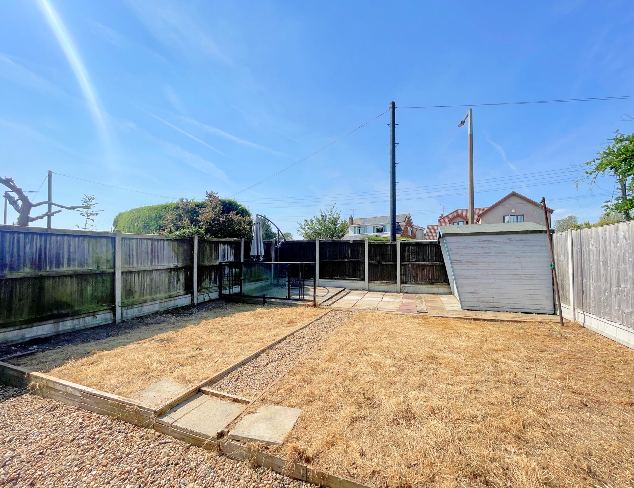 15 Francis Close garden