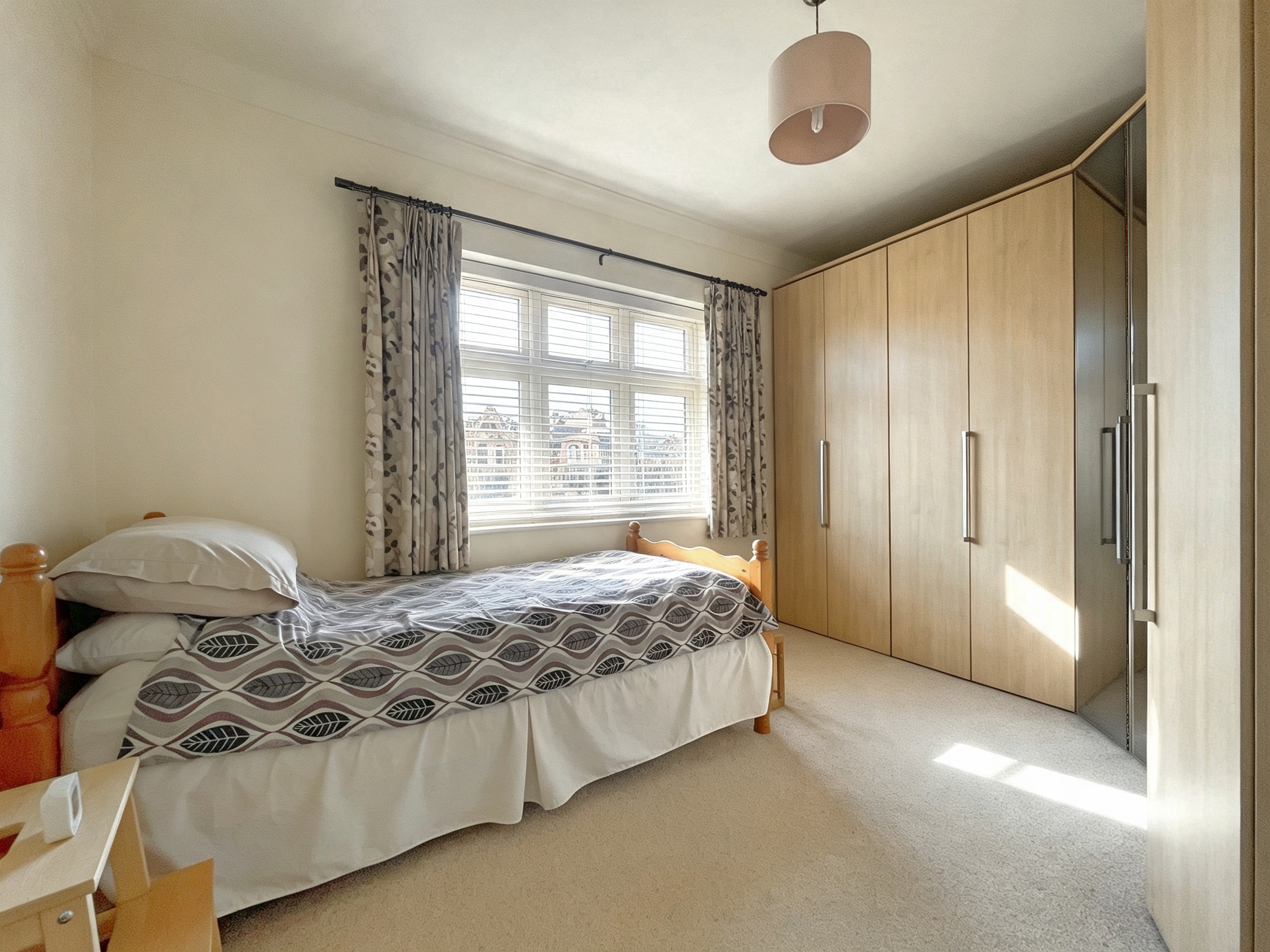 Weylands bed3