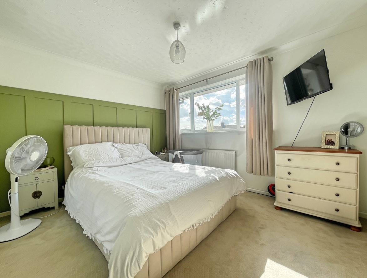 1 Eleanor Walk 2026 bed