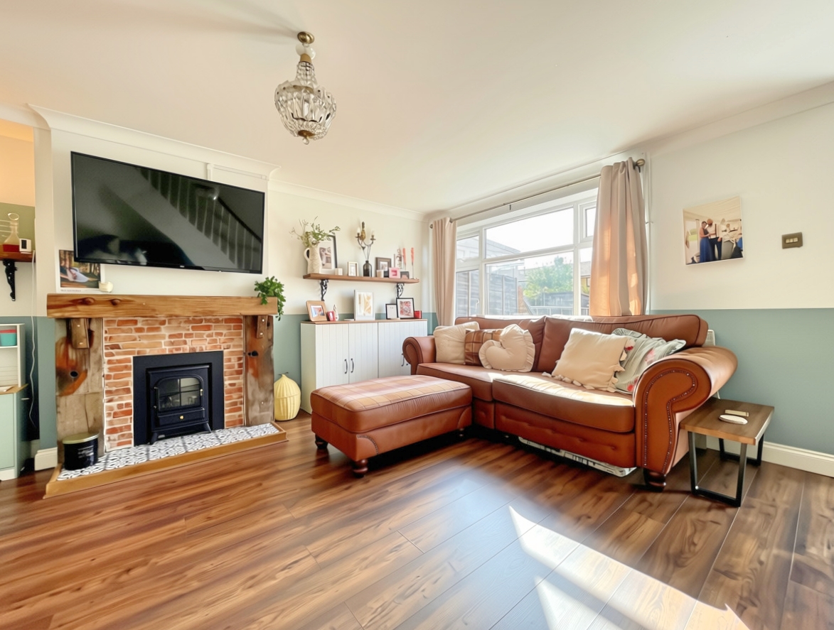 1 Eleanor Walk 2026 l4