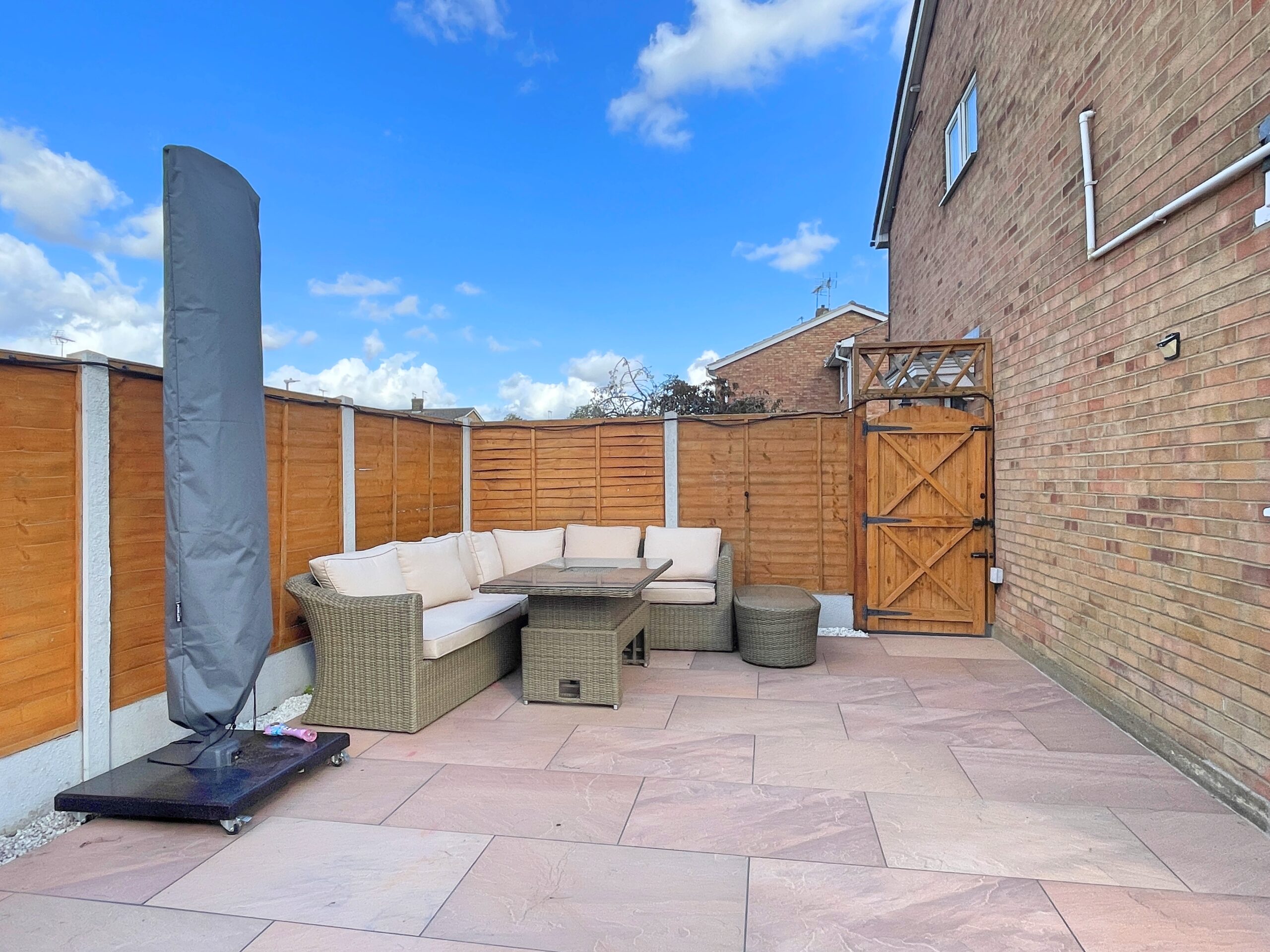 1 Eleanor Walk 2026 terrace