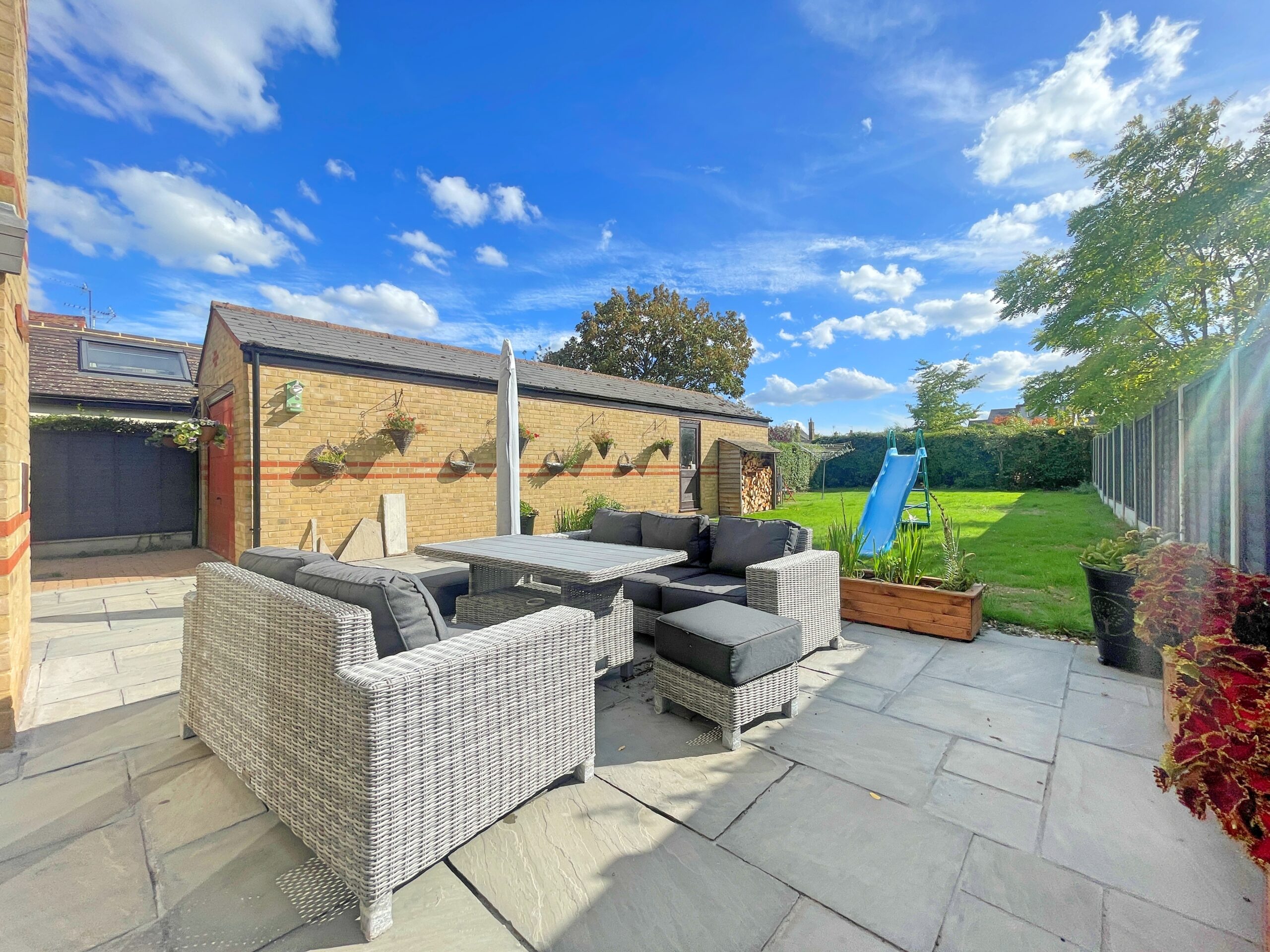 2b Waterworks Road terrace